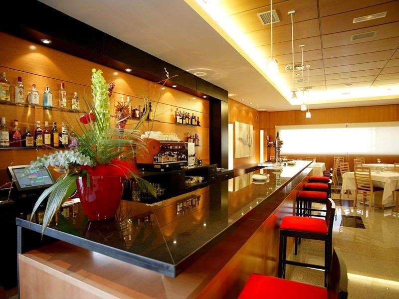 Sercotel Gran Fama Almería Restaurant foto